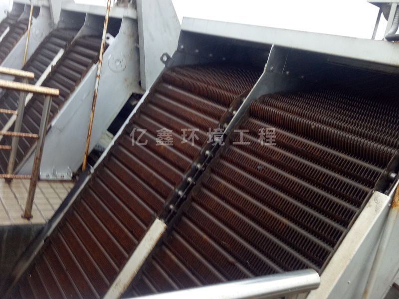 機械格柵除污機